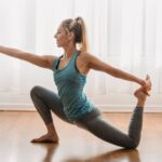 Runner's lunge, right